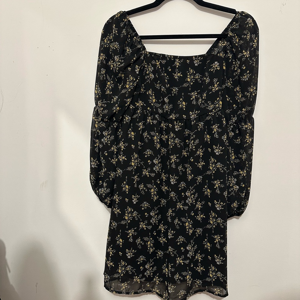 Amazon Elegant Black Floral Long Sleeve Dress